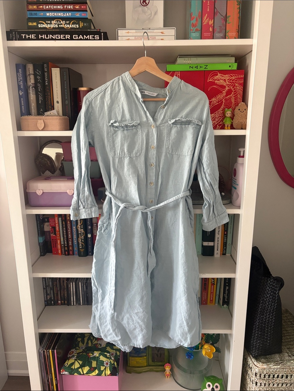 3/$30 fair condition Zara linen light blue dress in size XS